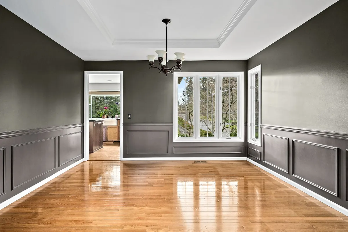 Interior house painting finish